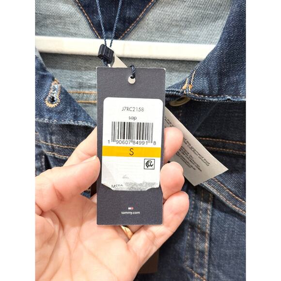 NWT Tommy Hilfiger Long Sleeve Dark Wash Denim Trucker Jacket Blue Women's Small - Picture 5 of 6